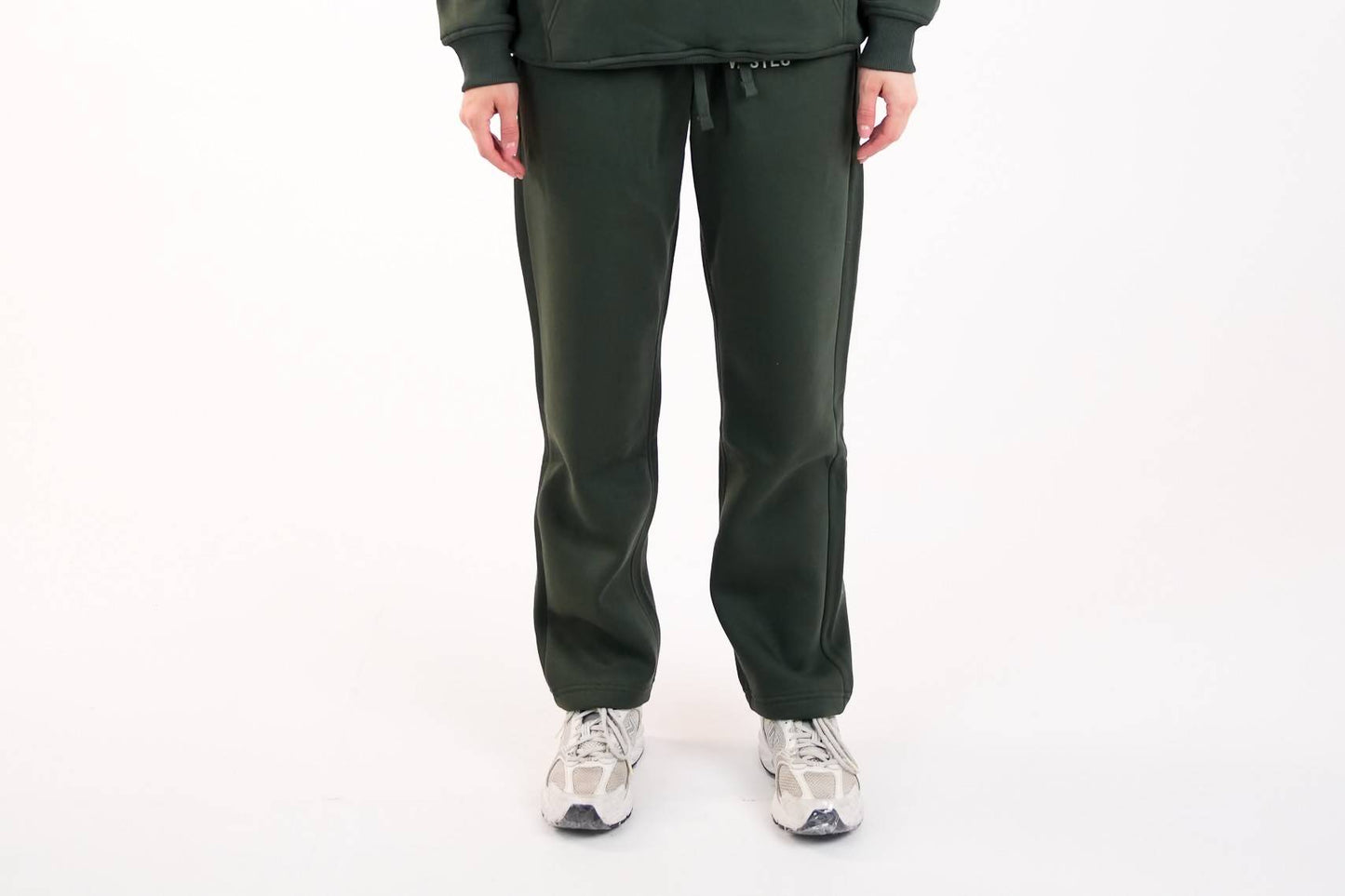 BASIC MILTON SWEATPANTS