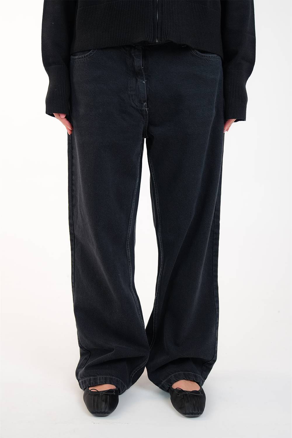 WOMEN'S WASHED DENIM