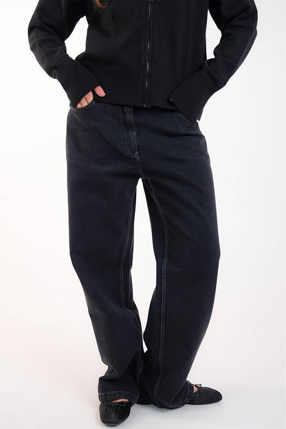 WOMEN'S WASHED DENIM